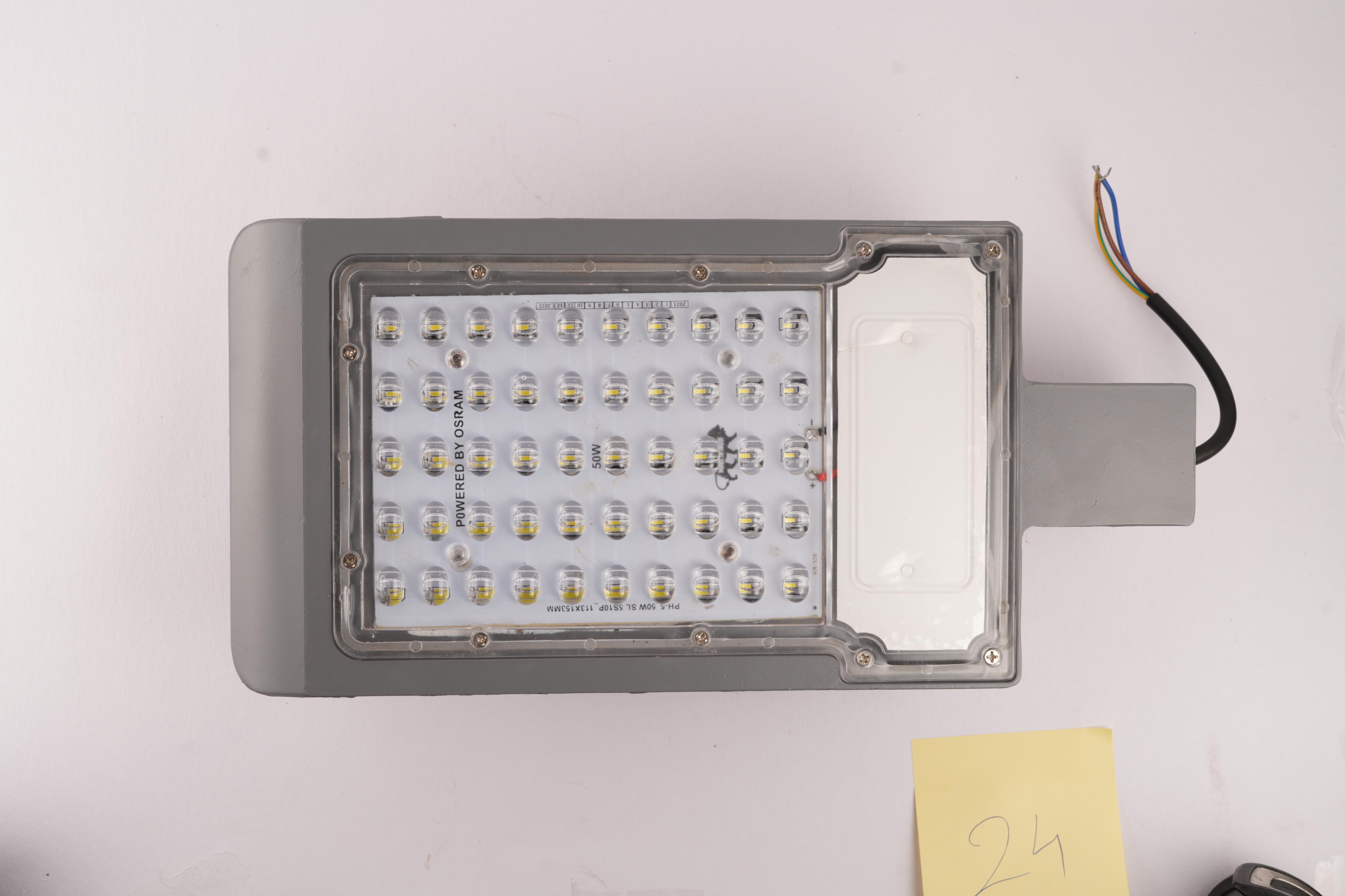 50 watt street  light  lens type  availaible in white 6500k ww 3000k and nw 4000k