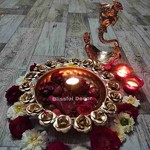 Amishi Blissful Decor Round Rose Flower Border Designer Decorative Iron Urli Beautiful Handcrafted Bowl (Golden) 