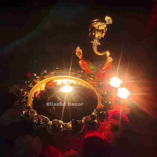 Amishi Blissful Decor Round Rose Flower Border Designer Decorative Iron Urli Beautiful Handcrafted Bowl (Golden) 