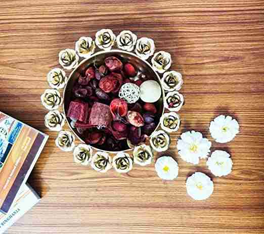 Amishi Blissful Decor Round Rose Flower Border Designer Decorative Iron Urli Beautiful Handcrafted Bowl (Golden) 