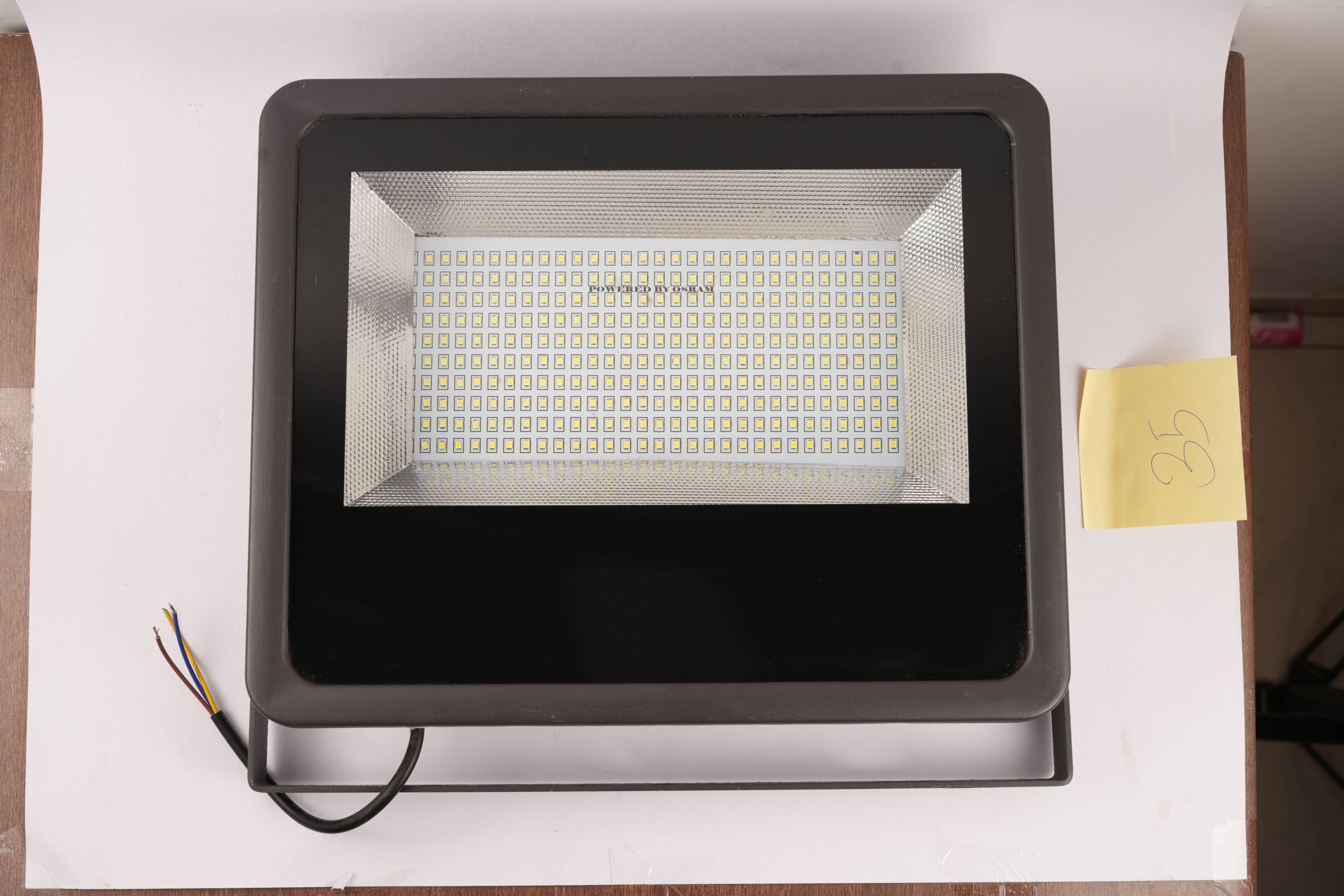 200 watt flood light   availaible in white 6500k ww 3000k and nw 4000k