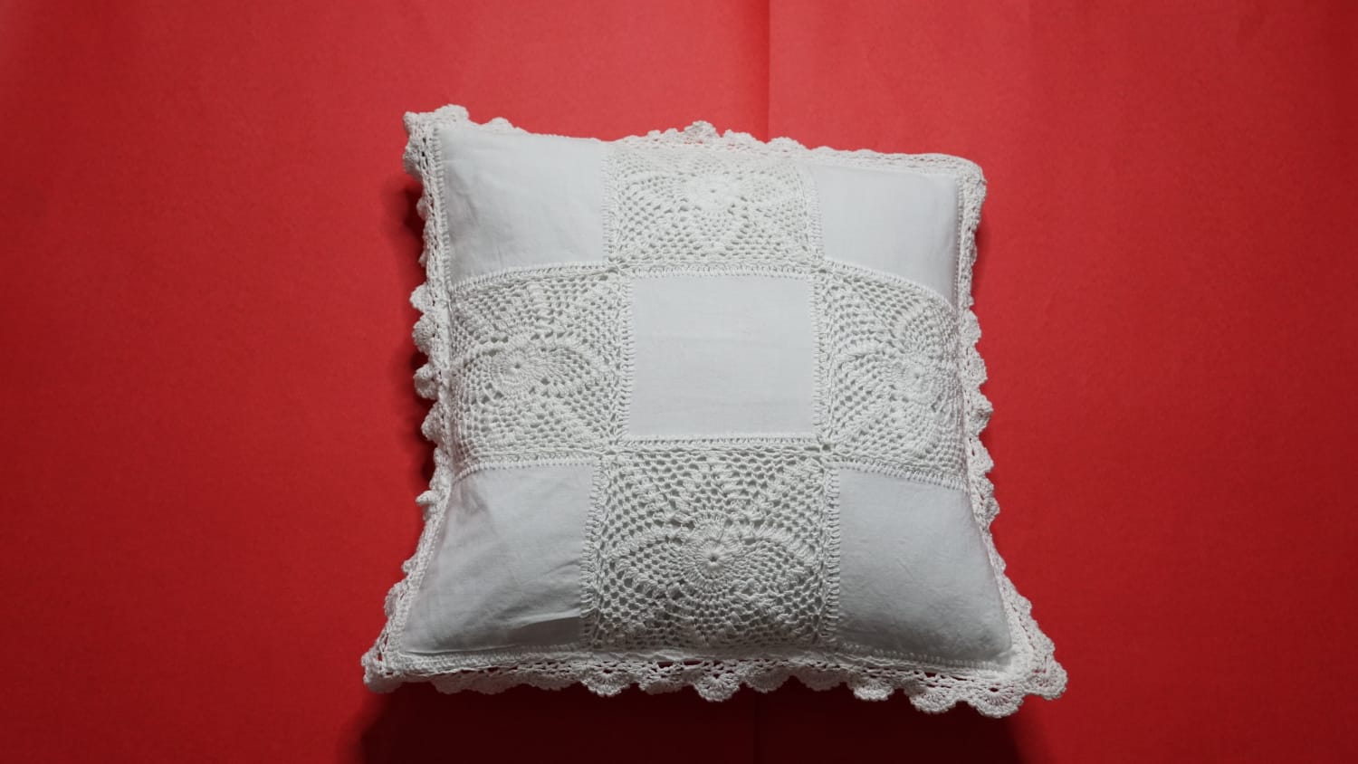Linen  lace 18” White  Cushion Cover