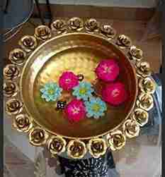 S I Metal� Decorative Bowl Urli Rose Table Accents for Decoration Urli Bowl for Home Decor Table Decorative Showpiece (Golden)