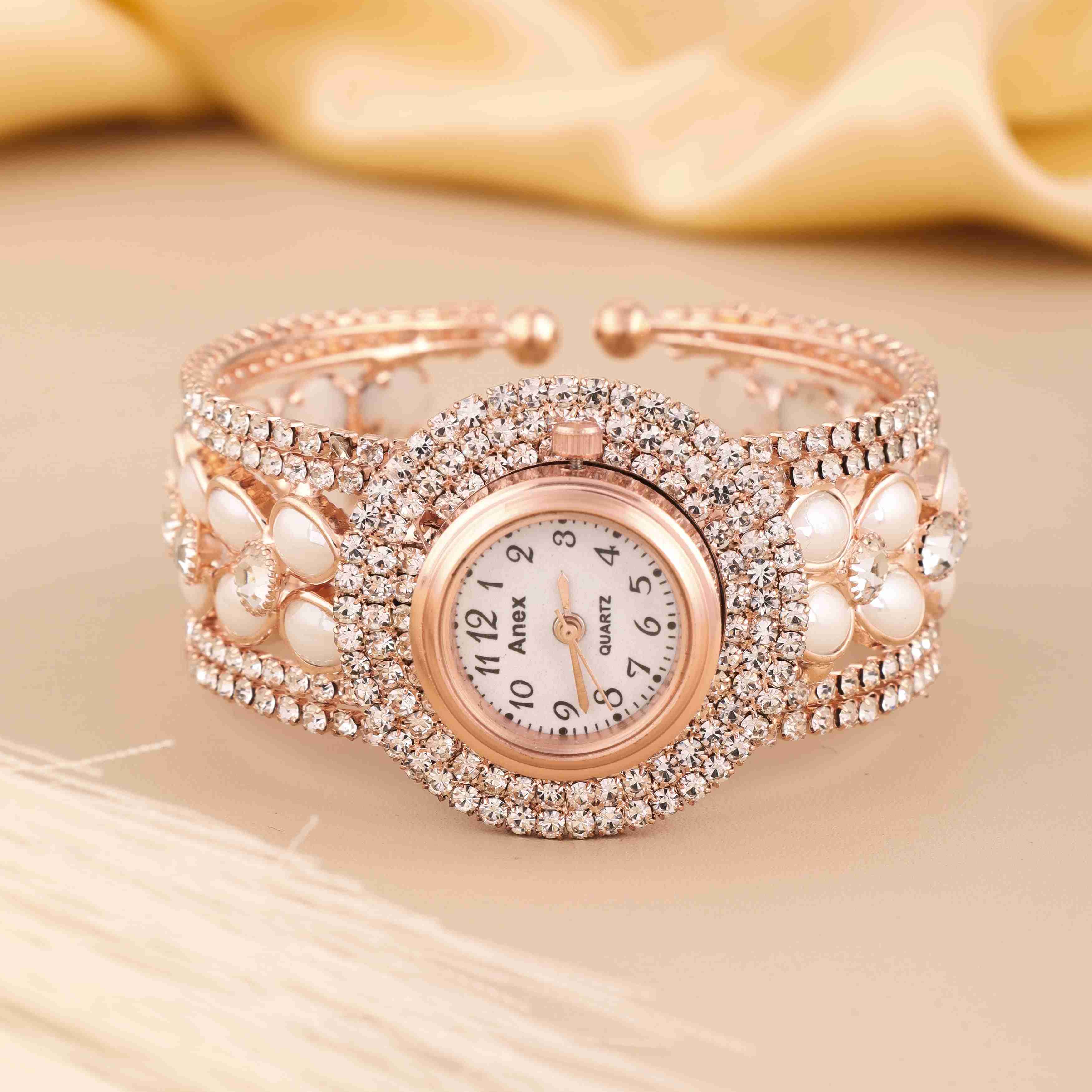Antique American Diamond Analog Bracelet Watch | EST-PRKS-05 | Cilory.com