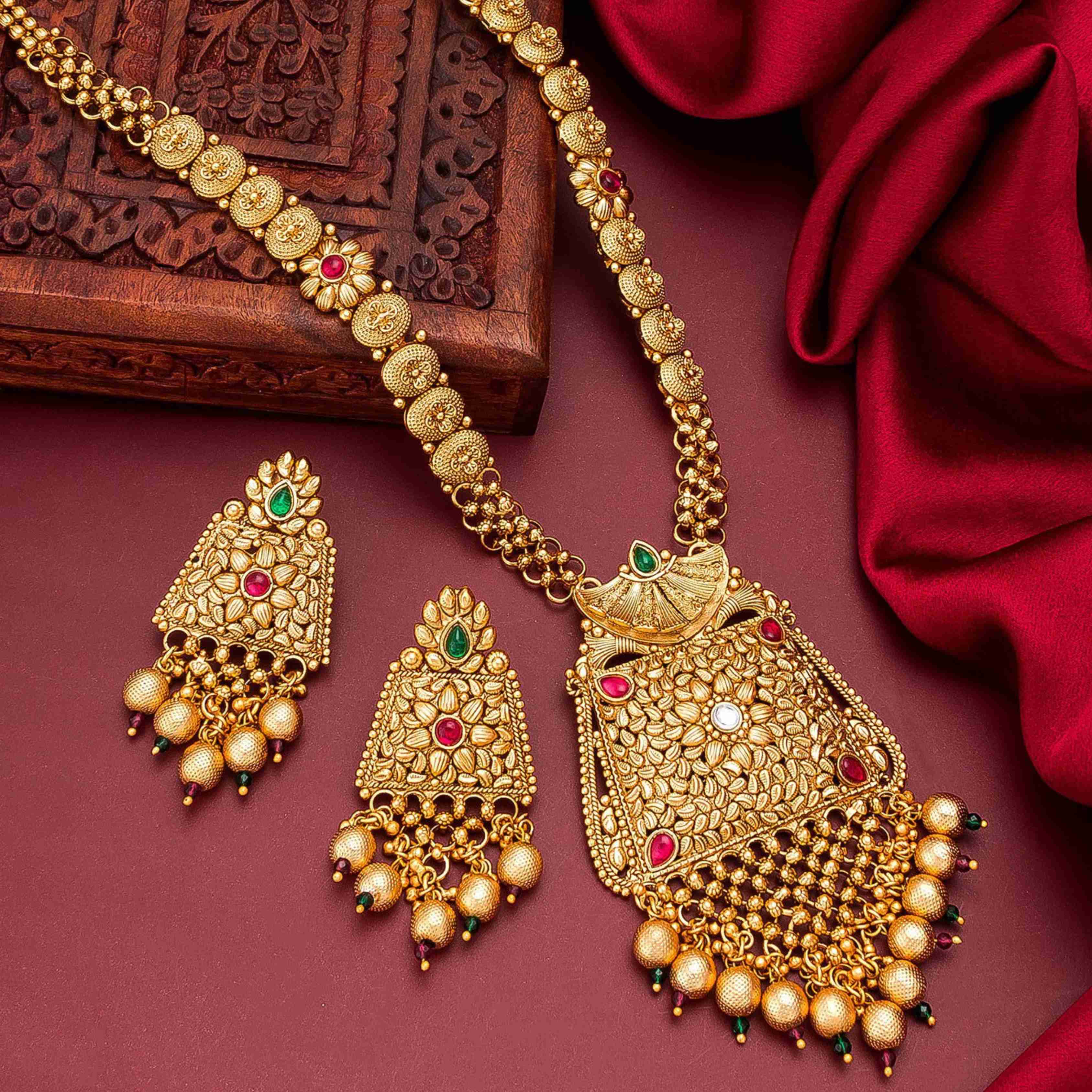 JEWELLERY SET 